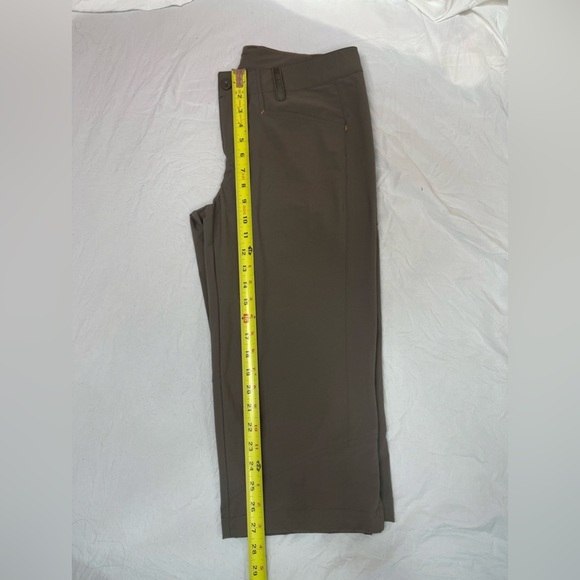 Orvis brownish gray mid rise quick dry cargo pocket crop capri pants women’s 8 - Picture 11 of 14